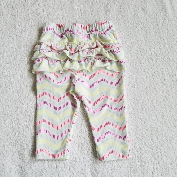 Cat & Jack Bottoms with Ruffle Baby Girl 6-9 Month - Picture 2 of 2